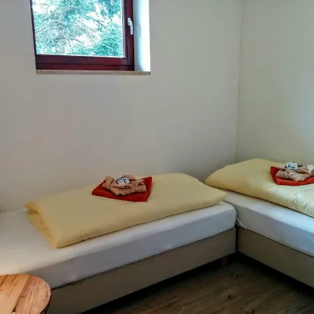 Апартаменты Wellnessapartment Furschuss