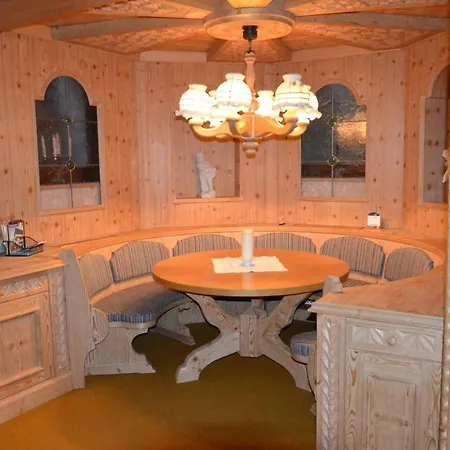 Апартаменты Wellnessapartment Furschuss